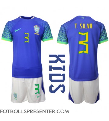 Brasilien Thiago Silva #3 Bortatröja Barn VM 2022 Kortärmad (+ korta byxor)